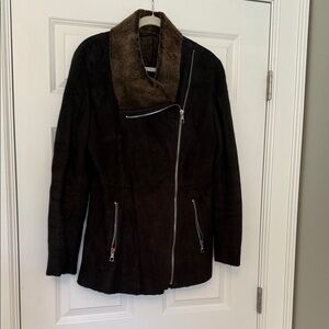Blue Duck Genuine Shearling Sheepskin real fur. Women's Black and Brown Jacketed